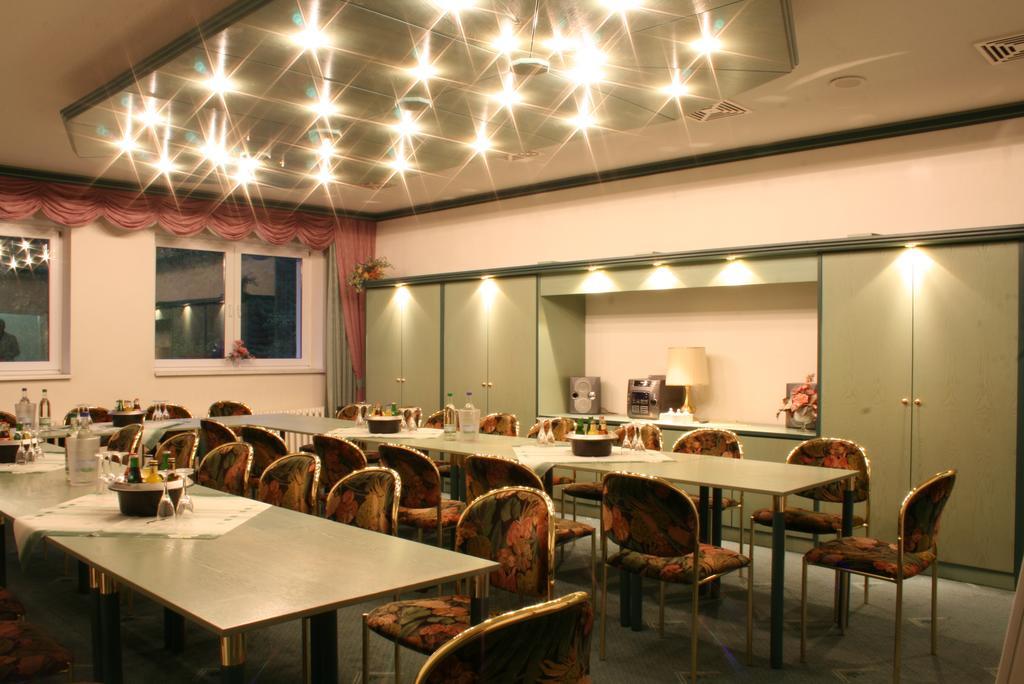 Hotel Reifenstein Kleinbartloff Bagian luar foto