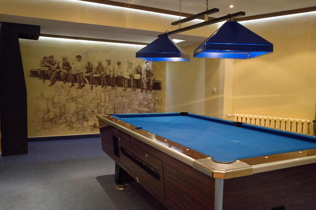 Hotel Reifenstein Kleinbartloff Bagian luar foto