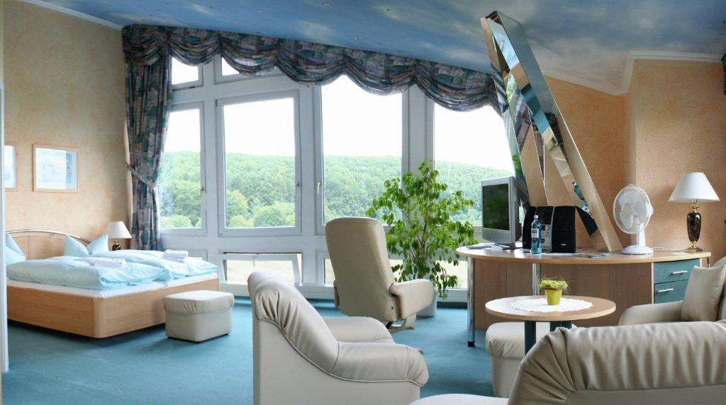 Hotel Reifenstein Kleinbartloff Ruang foto