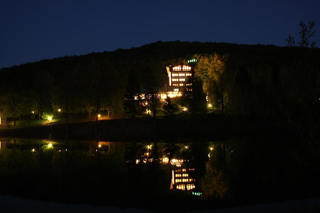 Hotel Reifenstein Kleinbartloff Bagian luar foto