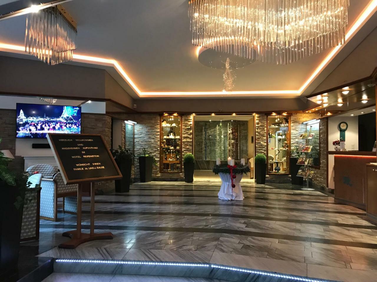Hotel Reifenstein Kleinbartloff Bagian luar foto